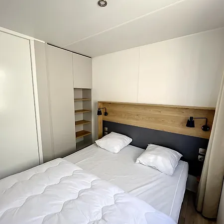 Mobil-home Grand Confort, 4 Pers, 2 Ch, Piscine Chauffee, Wifi, Animaux, Parking - Fr-1-361a-93 Jullouville-les-Pins