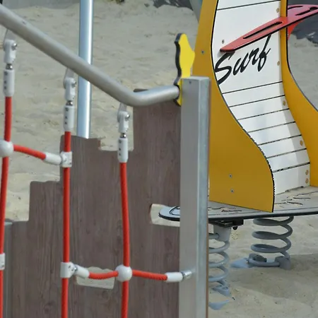 Mobil-home Grand Confort, 4 Pers, 2 Ch, Piscine Chauffee, Wifi, Animaux, Parking - Fr-1-361a-93 ז'ולוביל-לה-פאן