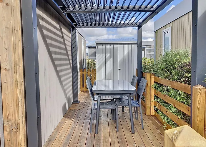 בית נופש Mobil-home Grand Confort, 4 Pers, 2 Ch, Piscine Chauffee, Wifi, Animaux, Parking - Fr-1-361a-93 *